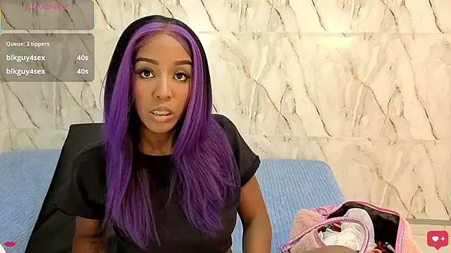 Snapshot of Georgis_ chatting on 25, 10, 2025 Georgis online show from 25, 10, 2025