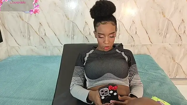 Snapshot of Georgis_ chatting on 20, 11, 2025 Georgis online show from 20, 11, 2025