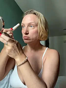 UmaTruewoman online show from 8, 7, 2026