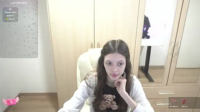 Billly1Love online show from 4, 12, 2025