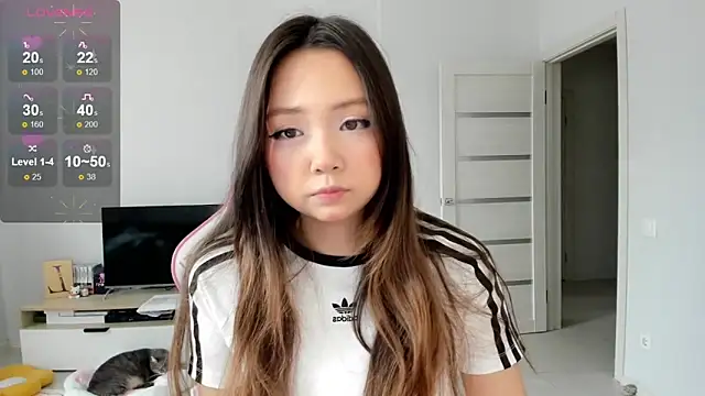 Fluffy Rose online show from 4, 4, 2026