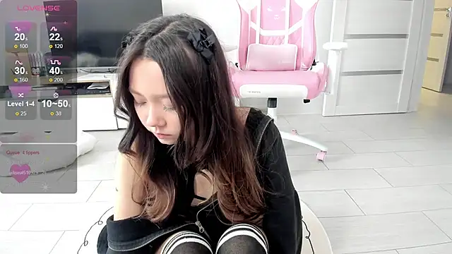 Snapshot of Fluffy_Rose chatting on 17, 5, 2026 Fluffy Rose online show from 17, 5, 2026