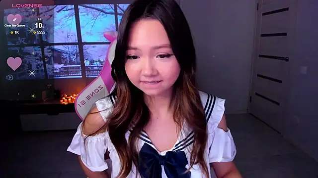 Fluffy Rose online show from 24, 11, 2025