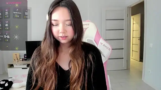 Snapshot of Fluffy_Rose chatting on 21, 5, 2026 Fluffy Rose online show from 21, 5, 2026