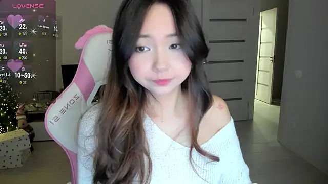 Fluffy Rose online show from 17, 12, 2025