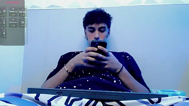 Snapshot of Jake_tripp chatting on 17, 11, 2025 Jake tripp online show from 17, 11, 2025