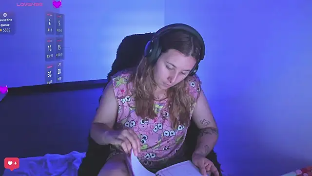 bonnie moon  online show from 22, 3, 2026