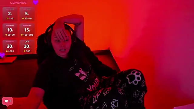 bonnie moon  online show from 27, 3, 2026