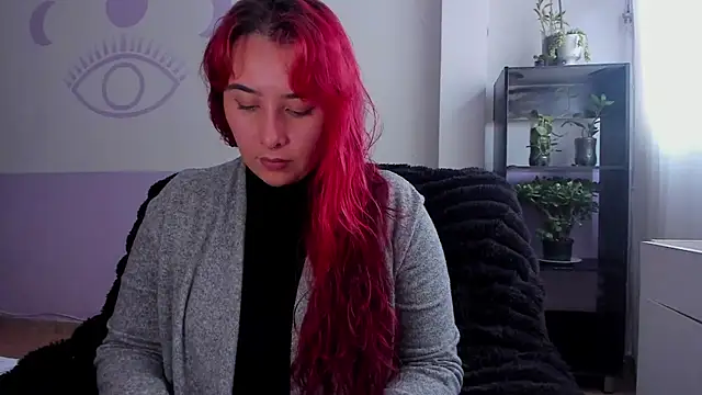 bonnie moon  online show from 31, 10, 2025