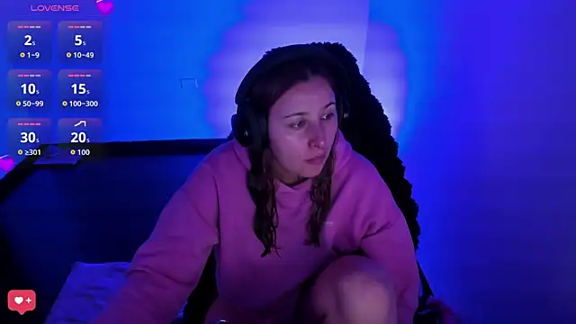 bonnie moon  online show from 26, 3, 2026