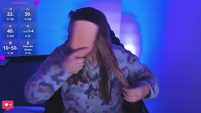 bonnie moon  online show from 18, 3, 2026