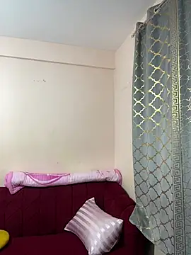 mari layali online show from 7, 4, 2026