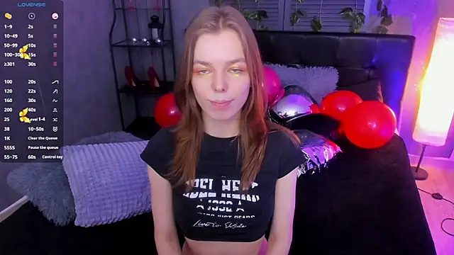 Tina Tayllor online show from 19, 2, 2025