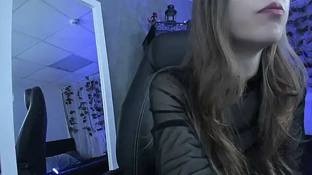 Tina Tayllor online show from 6, 10, 2025