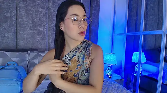 Snapshot of Susa1userma_ chatting on 24, 4, 2026 Susa1userma online show from 24, 4, 2026