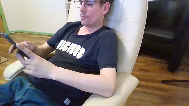 Minm666 online show from 1, 1, 2025