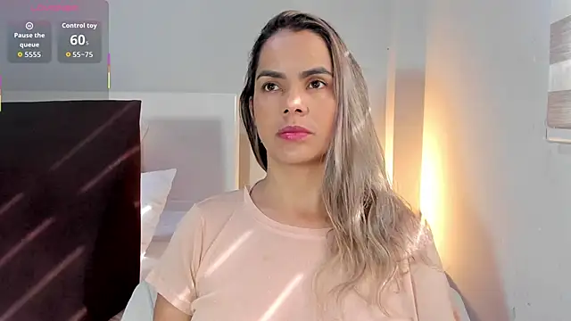 ClaraMariaMon online show from 30, 11, 2025