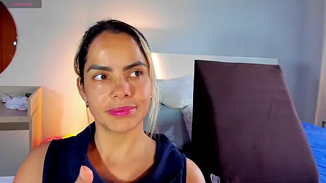 ClaraMariaMon online show from 16, 3, 2025