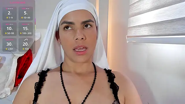 ClaraMariaMon online show from 12, 11, 2025