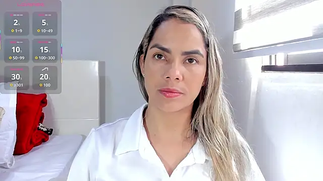 ClaraMariaMon online show from 19, 10, 2025