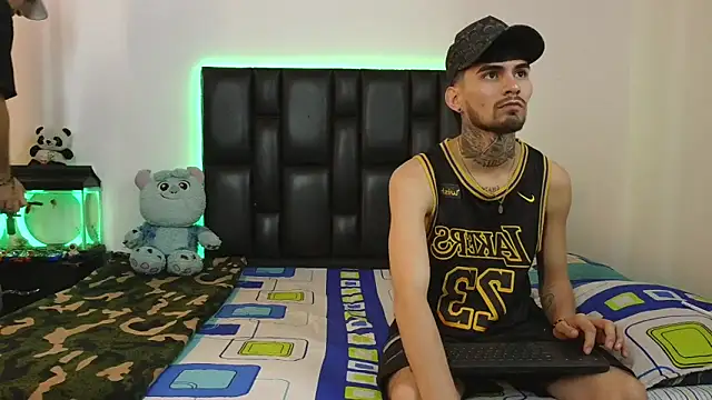 Brutal Sex Fucking online show from 20, 3, 2026