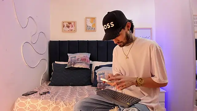 Brutal Sex Fucking online show from 17, 11, 2025