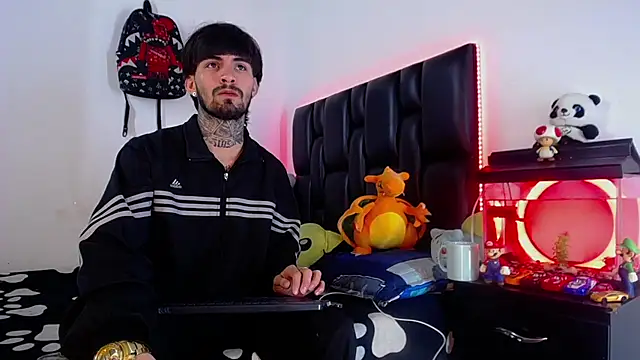 Snapshot of Brutal_Sex_Fucking chatting on 15, 7, 2026 Brutal Sex Fucking online show from 15, 7, 2026
