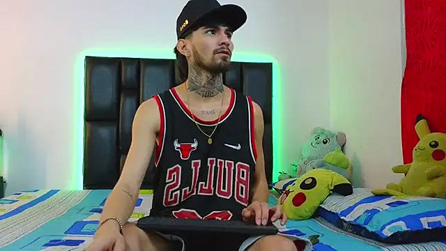 Snapshot of Brutal_Sex_Fucking chatting on 10, 6, 2026 Brutal Sex Fucking online show from 10, 6, 2026