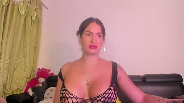 jennifer ts online show from 21, 6, 2026