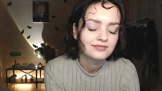 CuteRuby99 online show from 31, 10, 2025