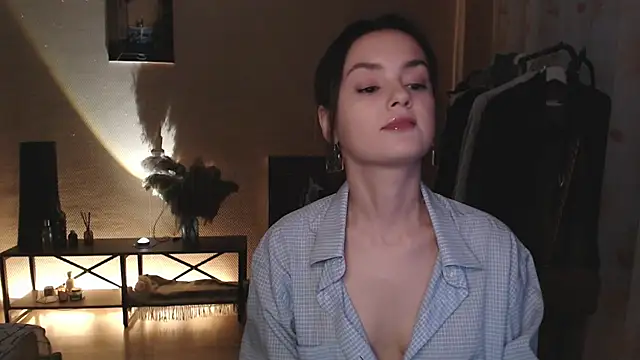 CuteRuby99 online show from 25, 1, 2025