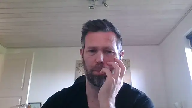 Snapshot of Gotta1 chatting on 9, 6, 2026 Gotta1 online show from 9, 6, 2026