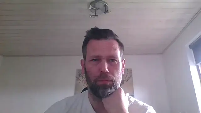 Snapshot of Gotta1 chatting on 11, 5, 2026 Gotta1 online show from 11, 5, 2026