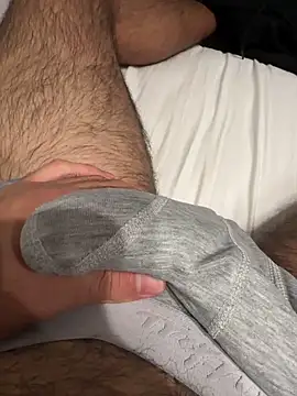 Snapshot of young1fucker chatting on 18, 12, 2024 young1fucker online show from 18, 12, 2024
