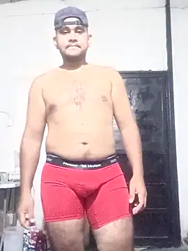 Snapshot of travieso2893 chatting on 3, 6, 2026 travieso2893 online show from 3, 6, 2026