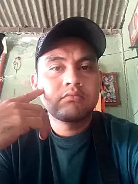 travieso2893 online show from 5, 2, 2025