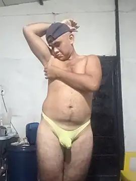 Snapshot of travieso2893 chatting on 14, 5, 2026 travieso2893 online show from 14, 5, 2026