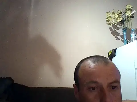 Nikolaiyy online show from 8, 5, 2026