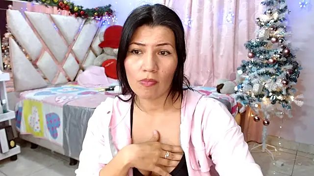 nahomi star model online show from 13, 12, 2024