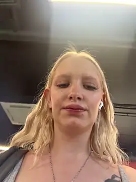 Milkyy wway online show from 23, 4, 2026