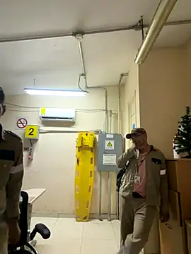 EnriquePersian197 online show from 3, 12, 2025