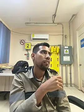 EnriquePersian197 online show from 26, 11, 2025