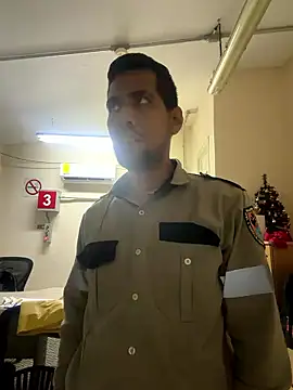 EnriquePersian197 online show from 7, 1, 2026