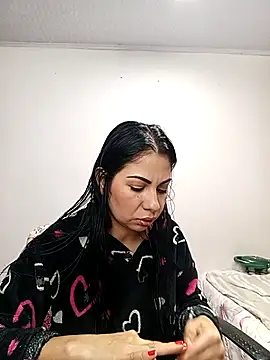 saralunabella online show from 29, 9, 2025