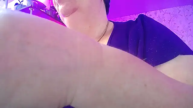  Sweet Woman online show from 27, 3, 2026