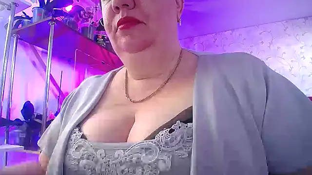  Sweet Woman online show from 21, 4, 2026