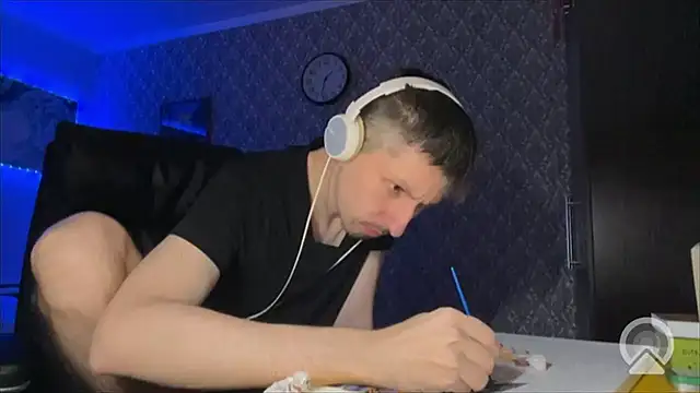 Aki-Laky online show from 18, 12, 2025