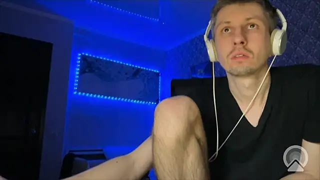 Aki-Laky online show from 15, 12, 2025