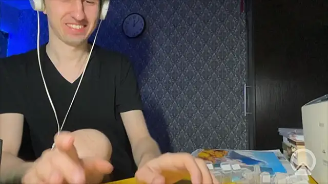 Aki-Laky online show from 3, 3, 2026