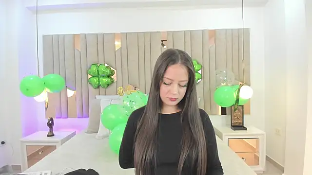 1m caro  online show from 18, 3, 2025
